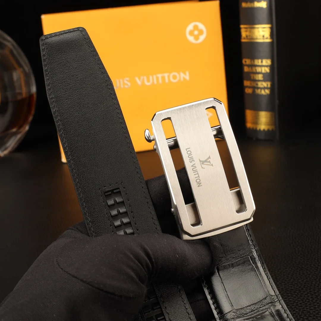Louis Vuitton Automatic Belt in Black · view 6