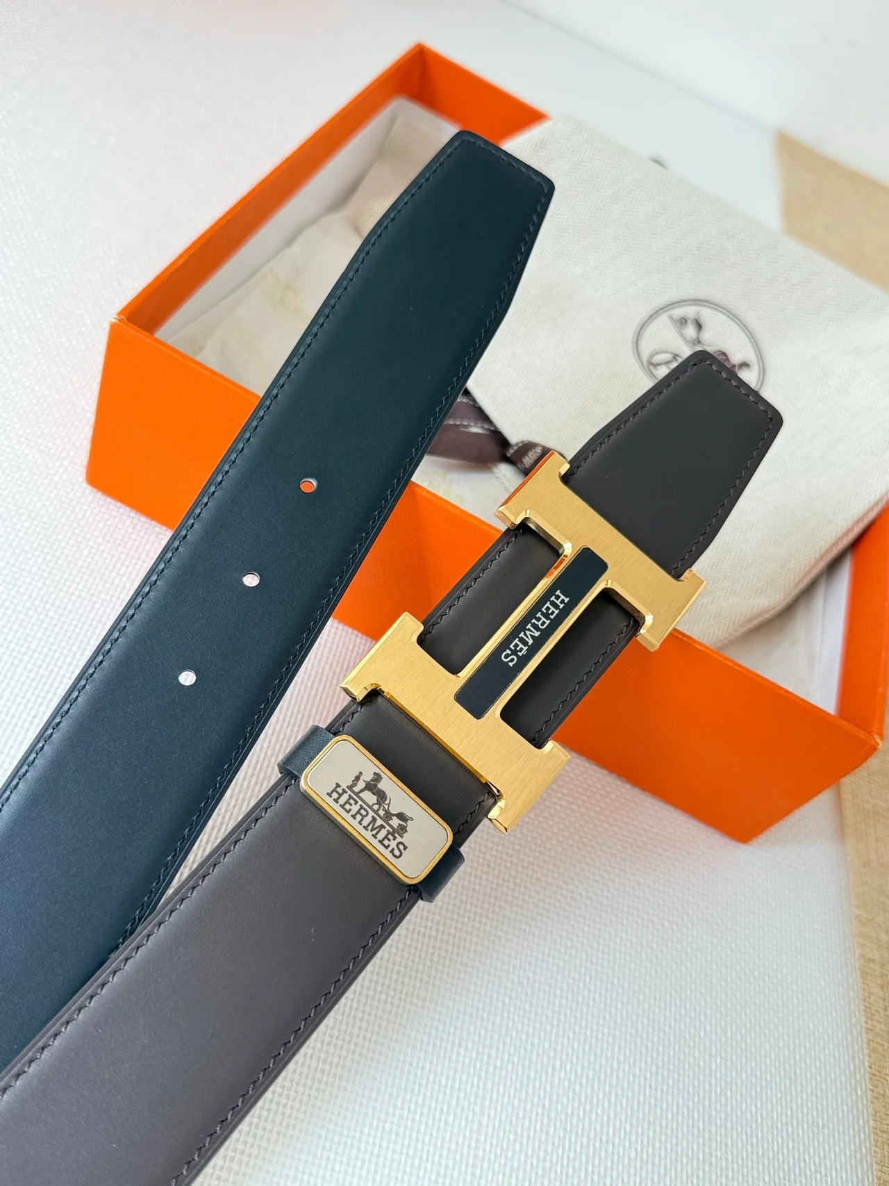 Hermes Reversible H Belt in Black · view 8