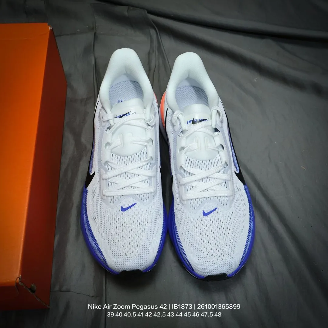 Nike Striped Sneakers in White · view 2