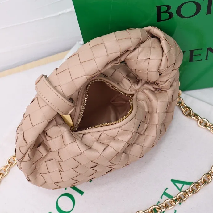 Bottega Veneta Small Woven Hobo in Pink · view 7