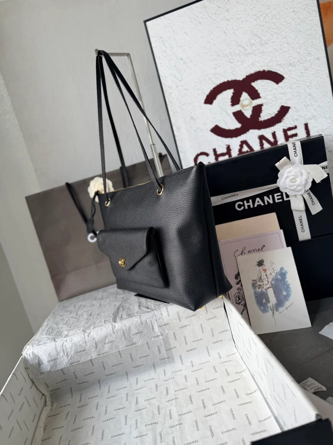 Chanel Leather Smooth Tote in Black · view 3
