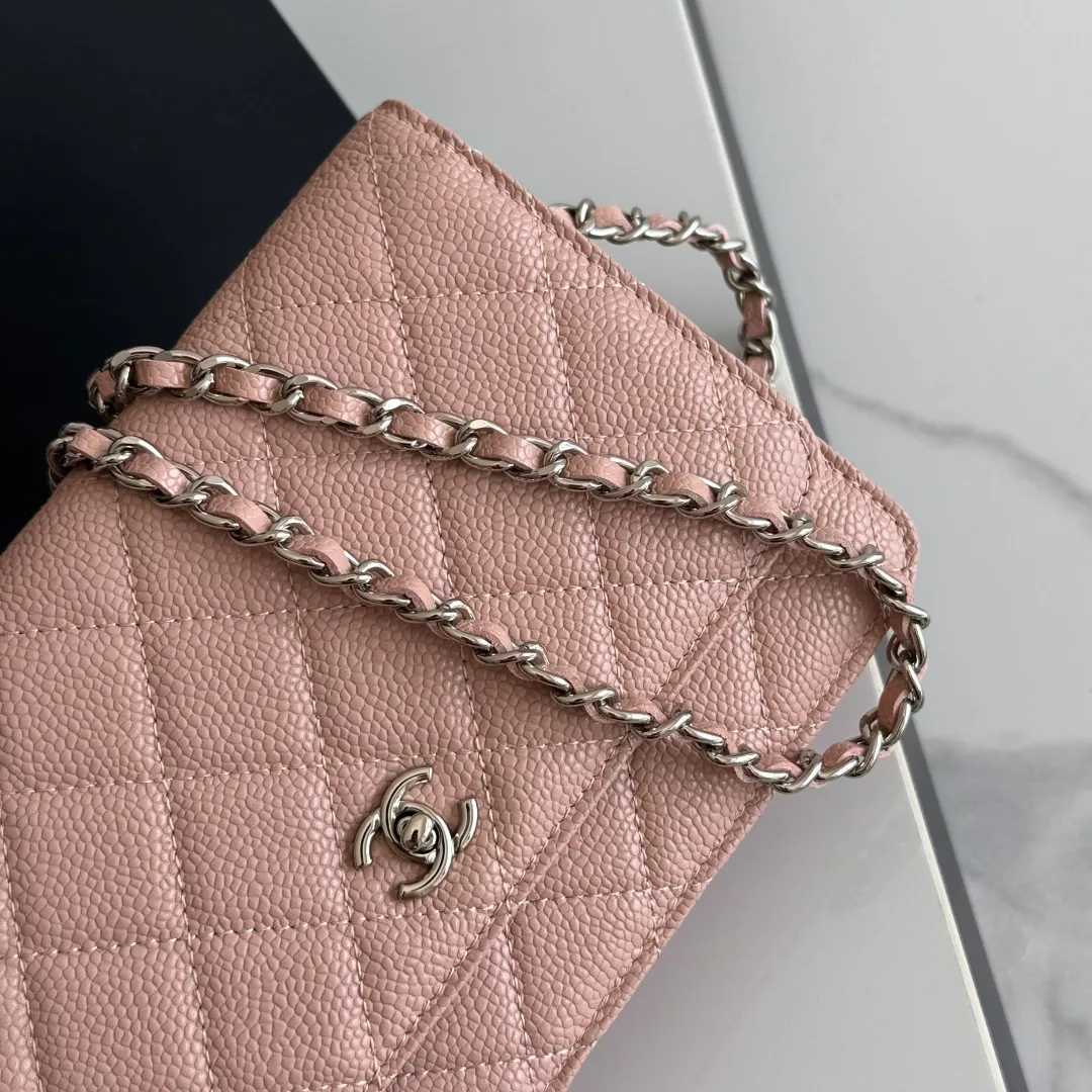 Chanel Calfskin Quilted Clutch in Pink · view 7