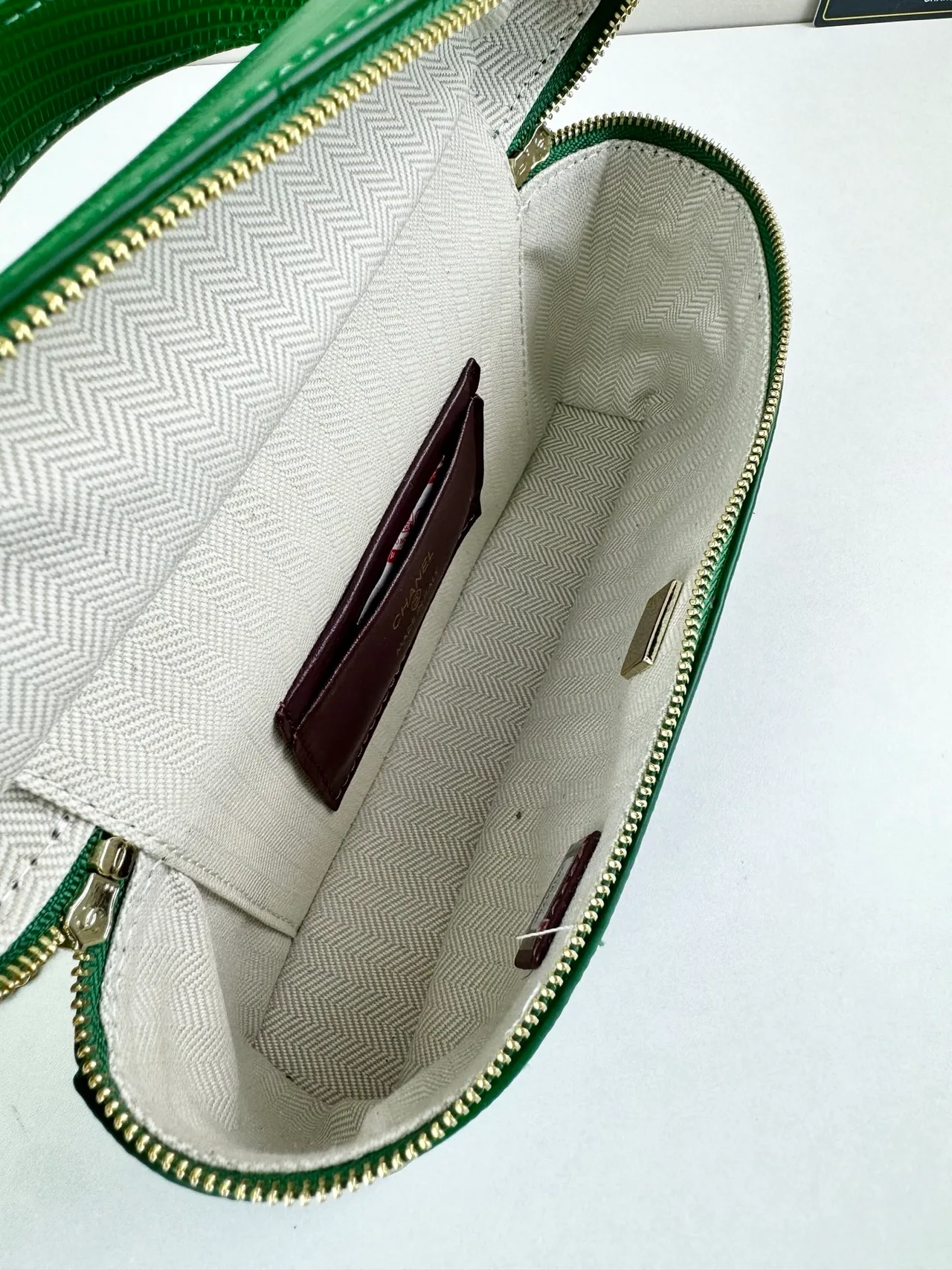 Chanel Cowhide Textured Chain-Strap Vanity Bag in Green · view 8