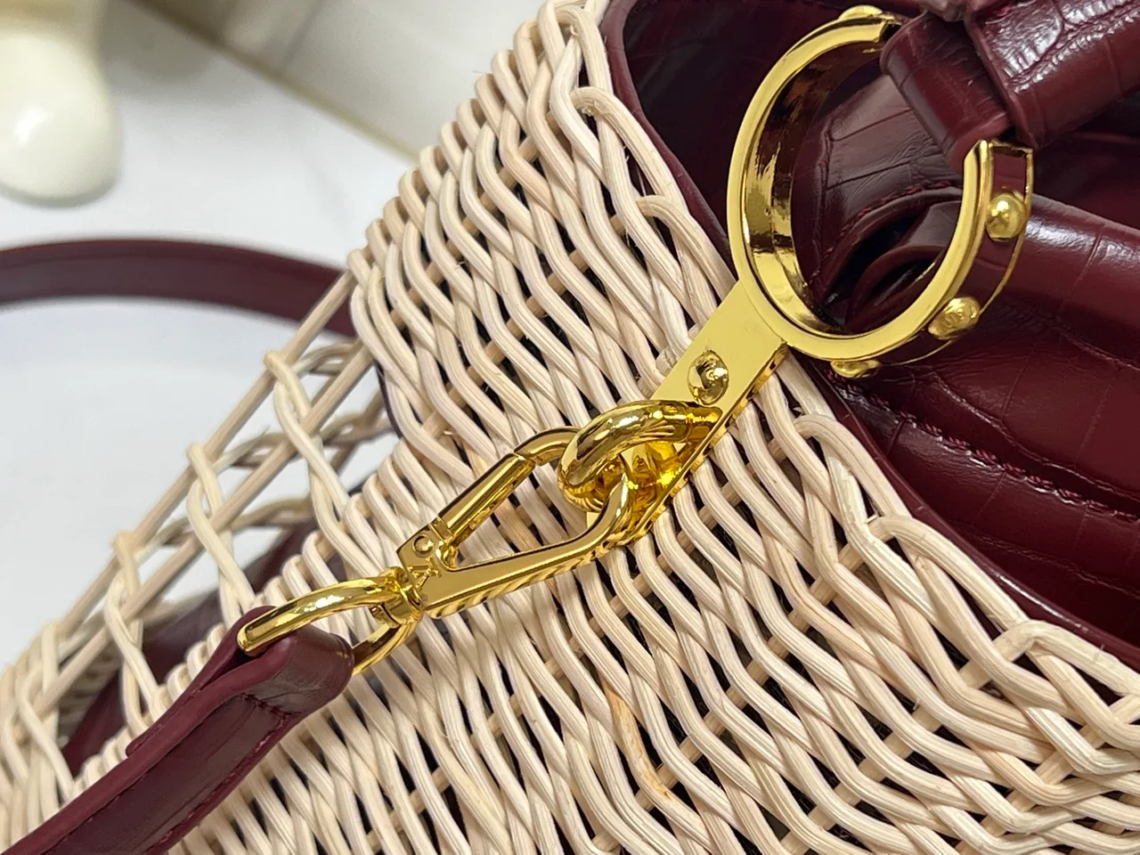 Louis Vuitton Leather Woven Handbag in Beige · view 6