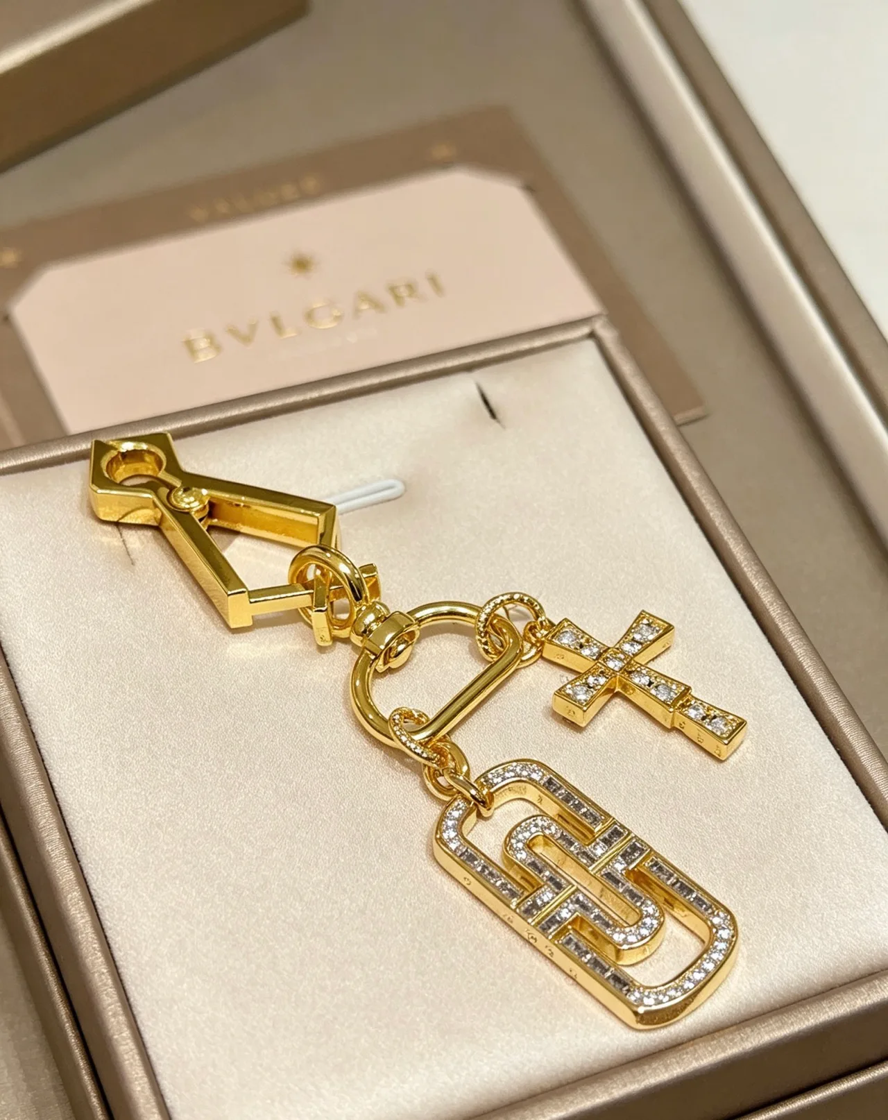 Bvlgari Bag Charm Key Ring in Gold · view 2