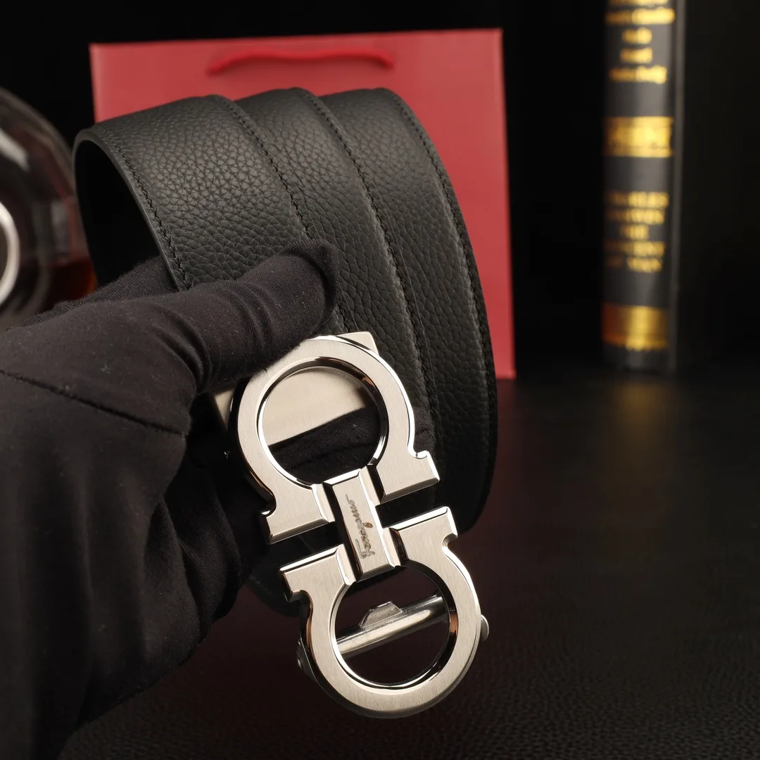 Ferragamo Smooth automatic Gancini belt in Black · view 5