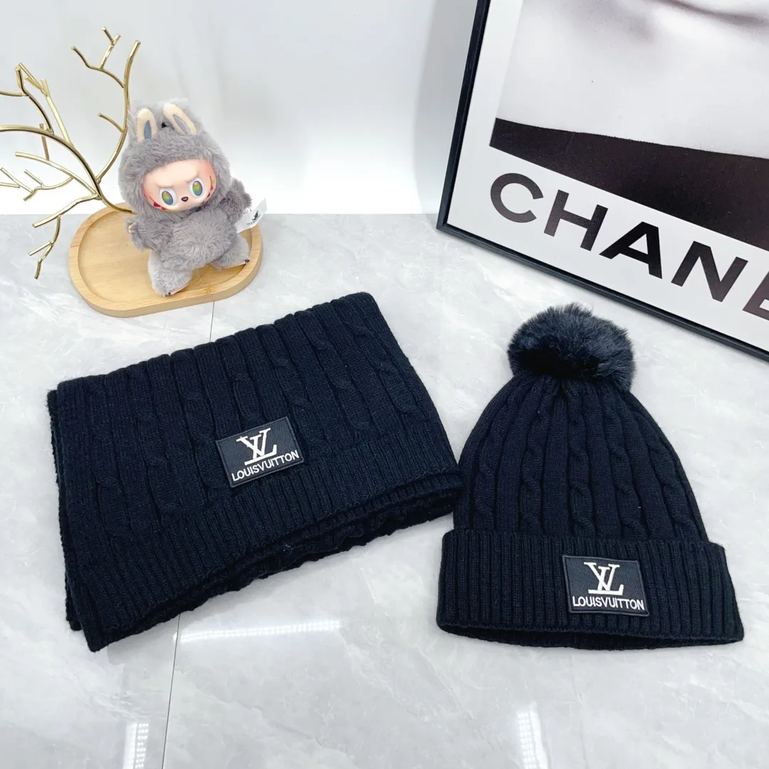 Louis Vuitton Wool Beanie and Scarf Set in Black · view 1