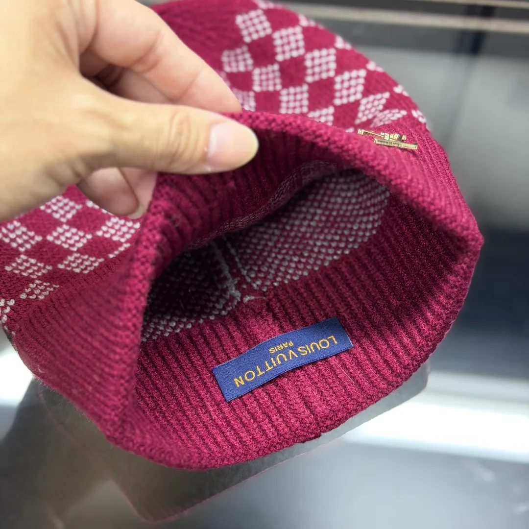 Louis Vuitton Wool Check Hat Scarf and Gloves Set in Pink · view 6