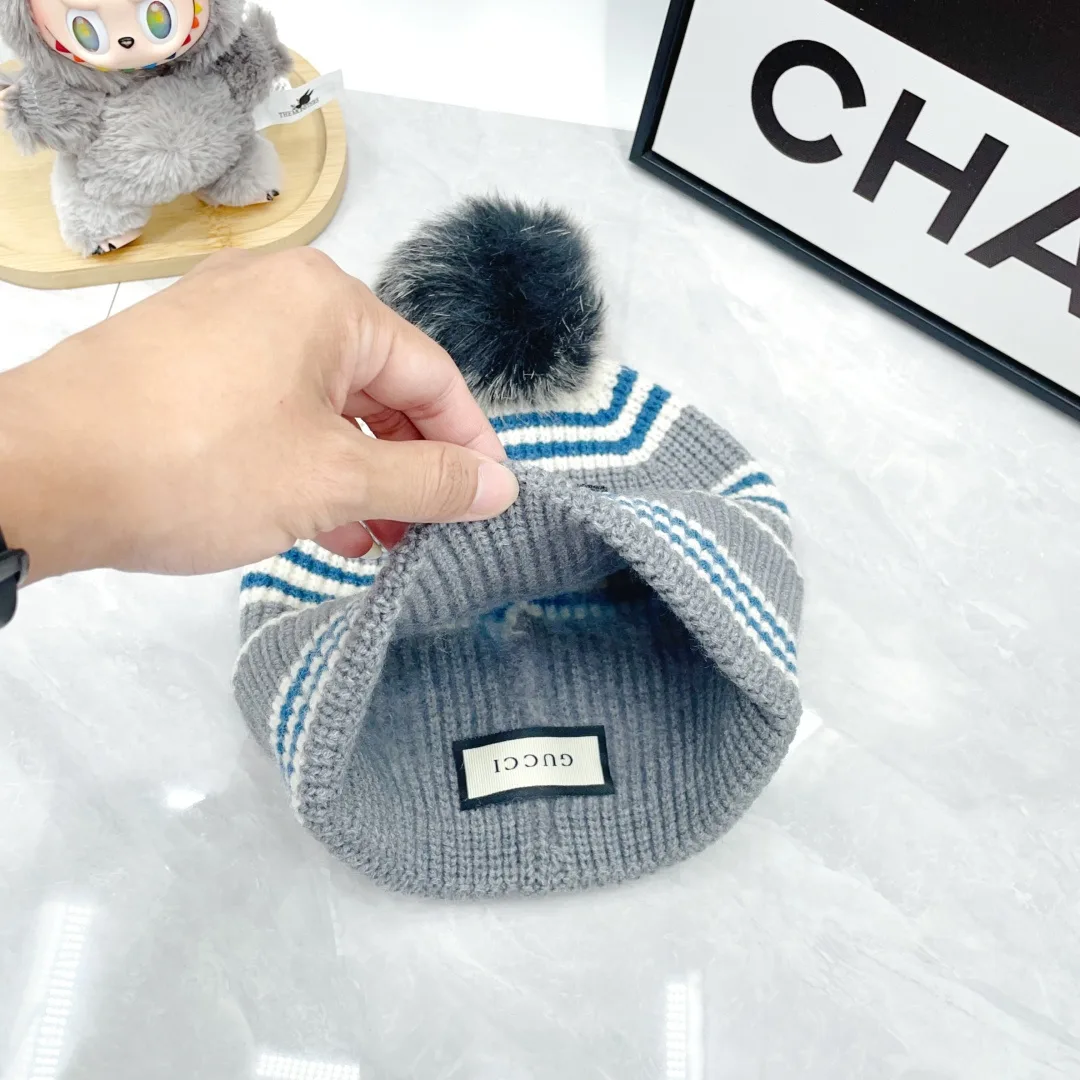Gucci Wool Striped Embroidered Hat Scarf and Gloves Set in Grey · view 7