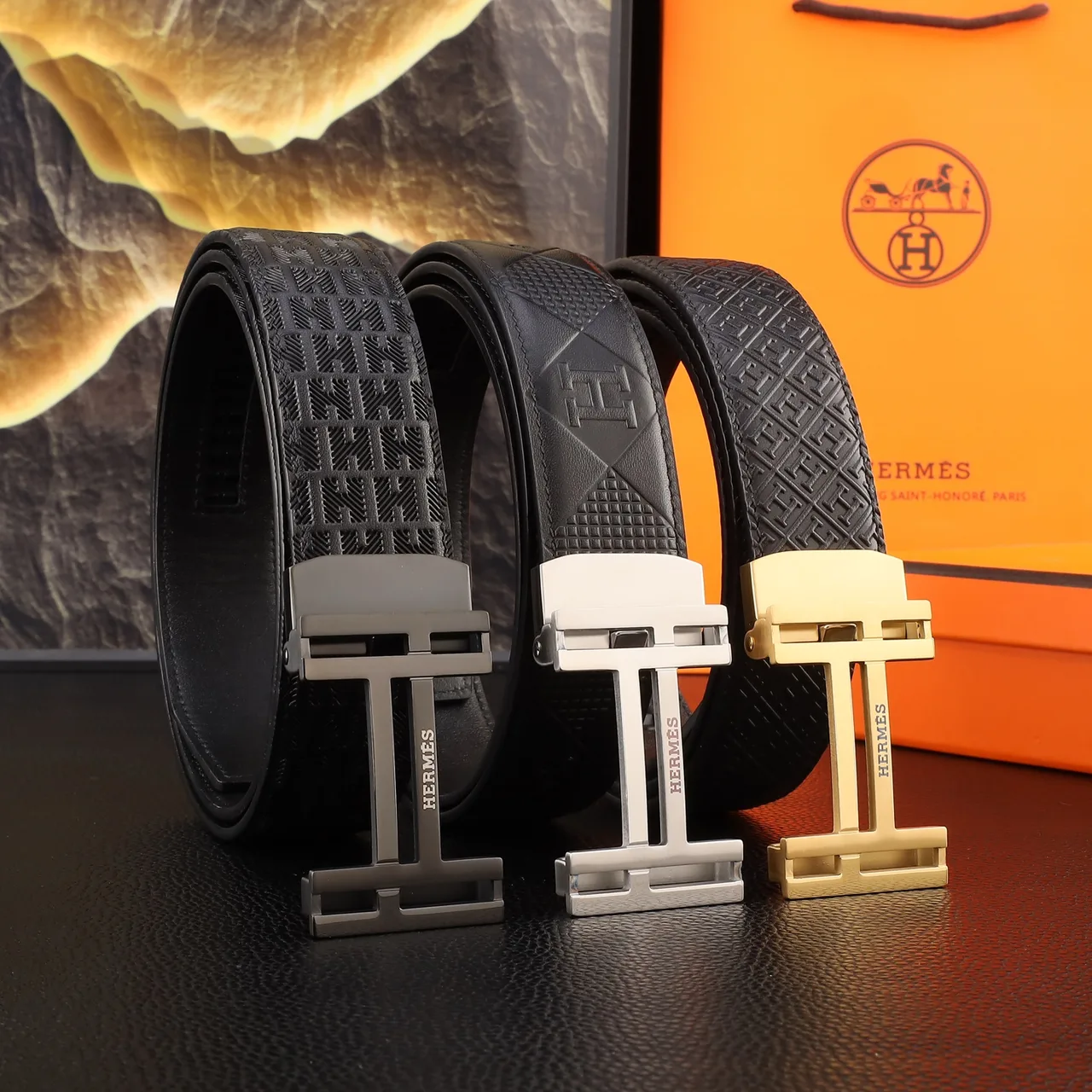 Hermes Embossed automatic H belt in Black · view 8