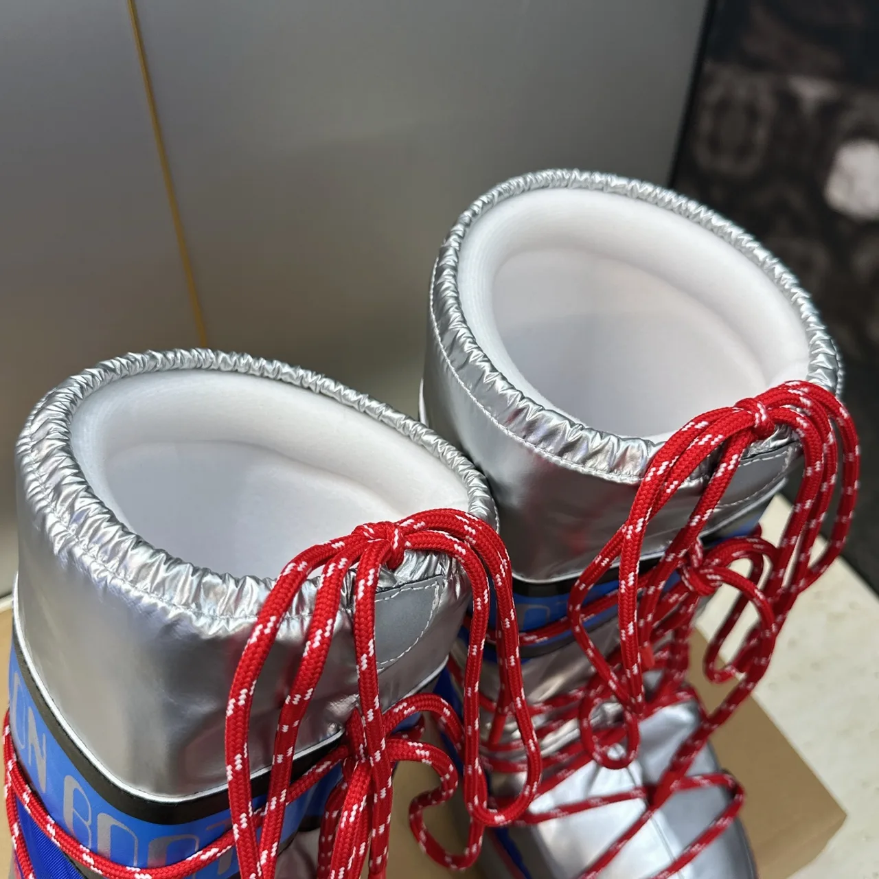 Moon Boot Glossy Park Soulmate Snow Boots in Silver · view 6
