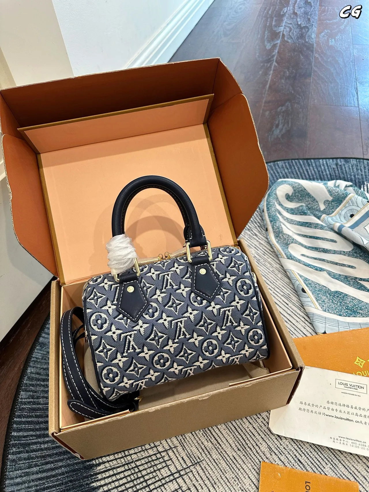 Louis Vuitton Canvas Denim Monogram Glossy Top-Handle Bag in Blue · view 4