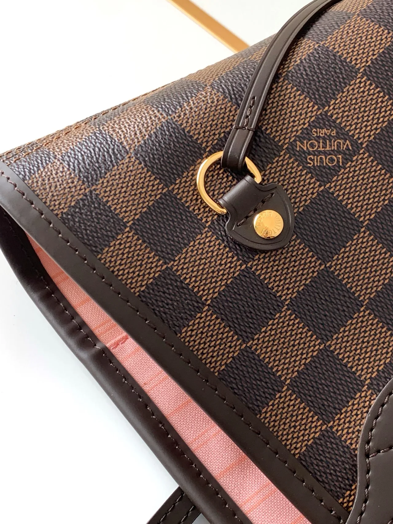 Louis Vuitton Neverfull Tote in Brown · view 7