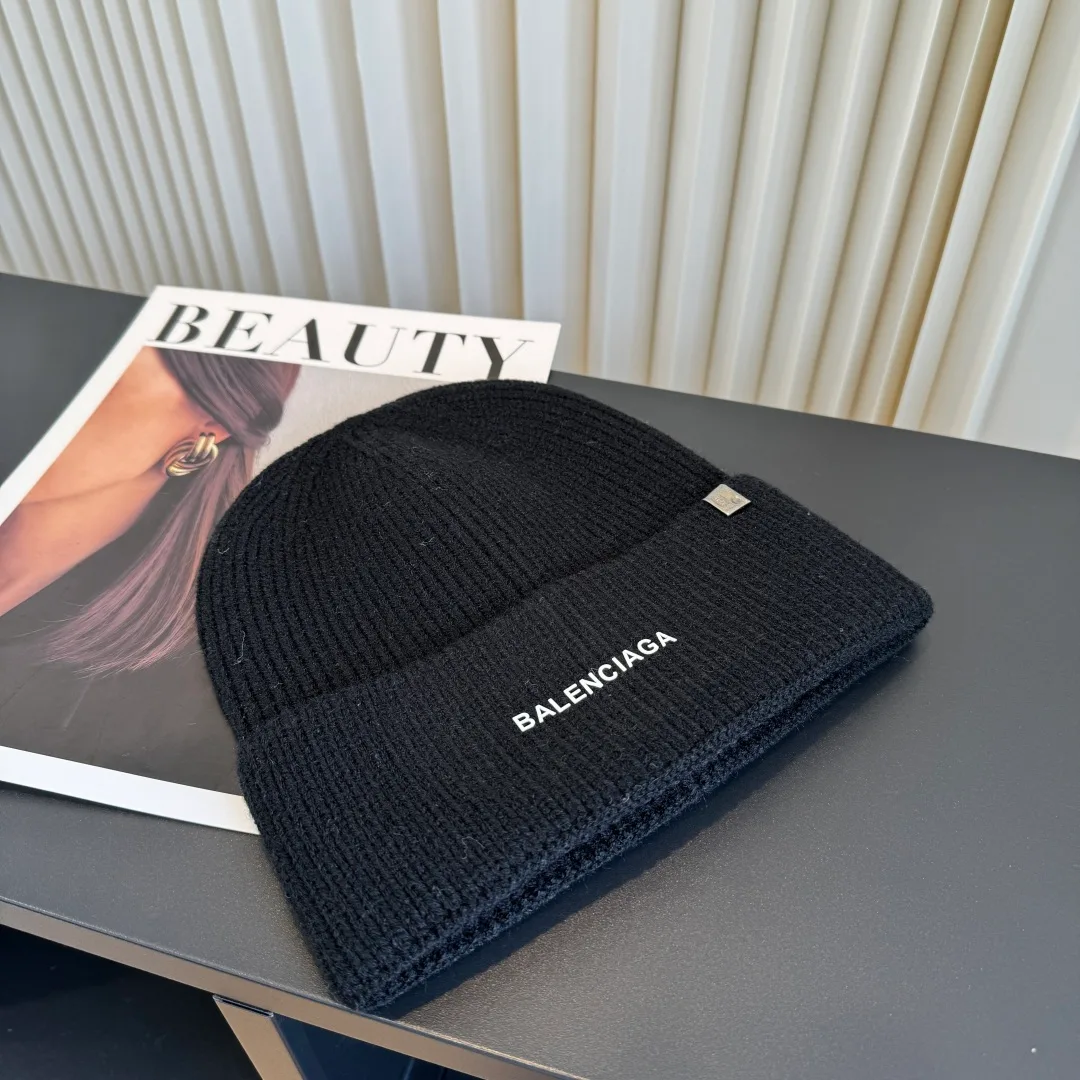 Balenciaga Beanie in Black · view 1