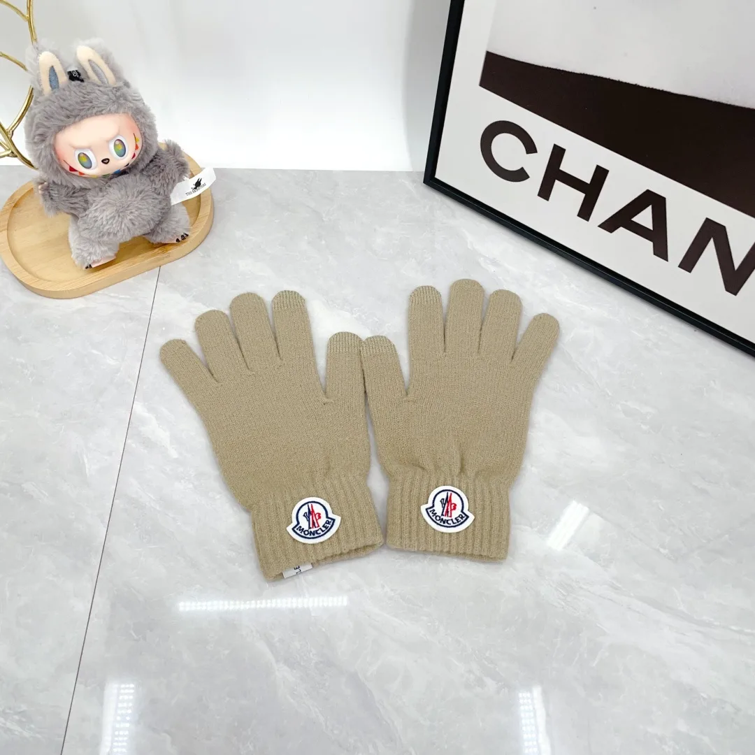 Moncler Wool Hat Scarf and Gloves Set in Beige · view 4
