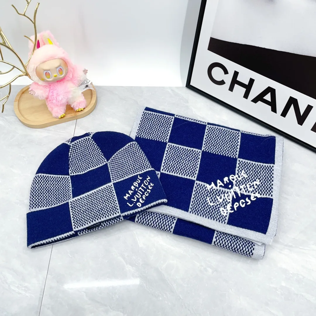 Louis Vuitton Wool Cashmere Embroidered Check Beanie and Scarf Set in Blue · view 4