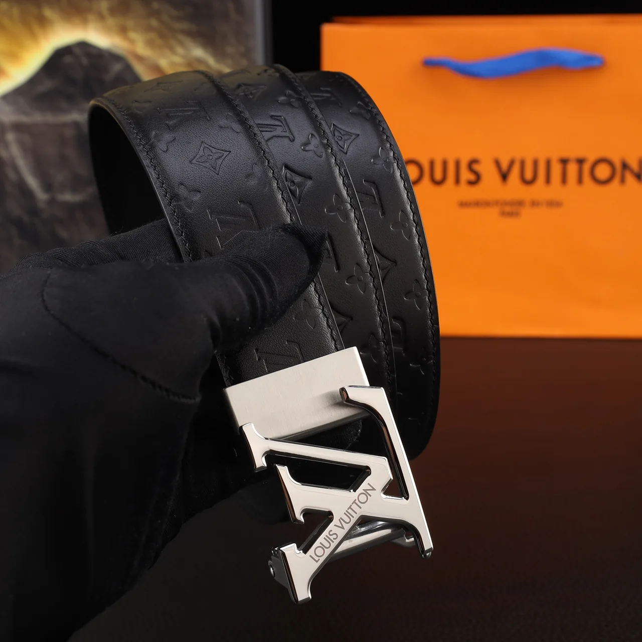 Louis Vuitton Belt in Black · view 5