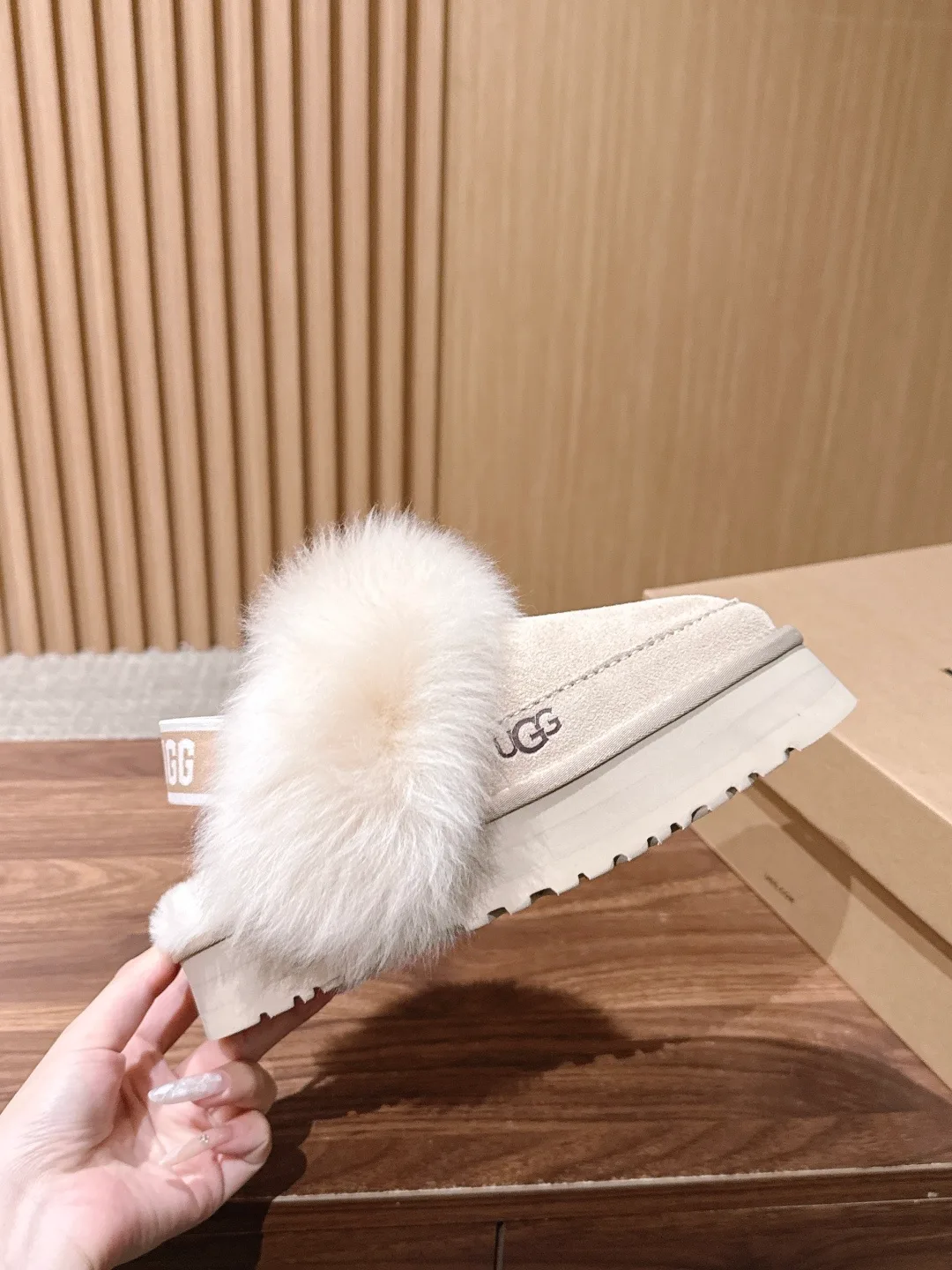 UGG Slippers in White · view 5