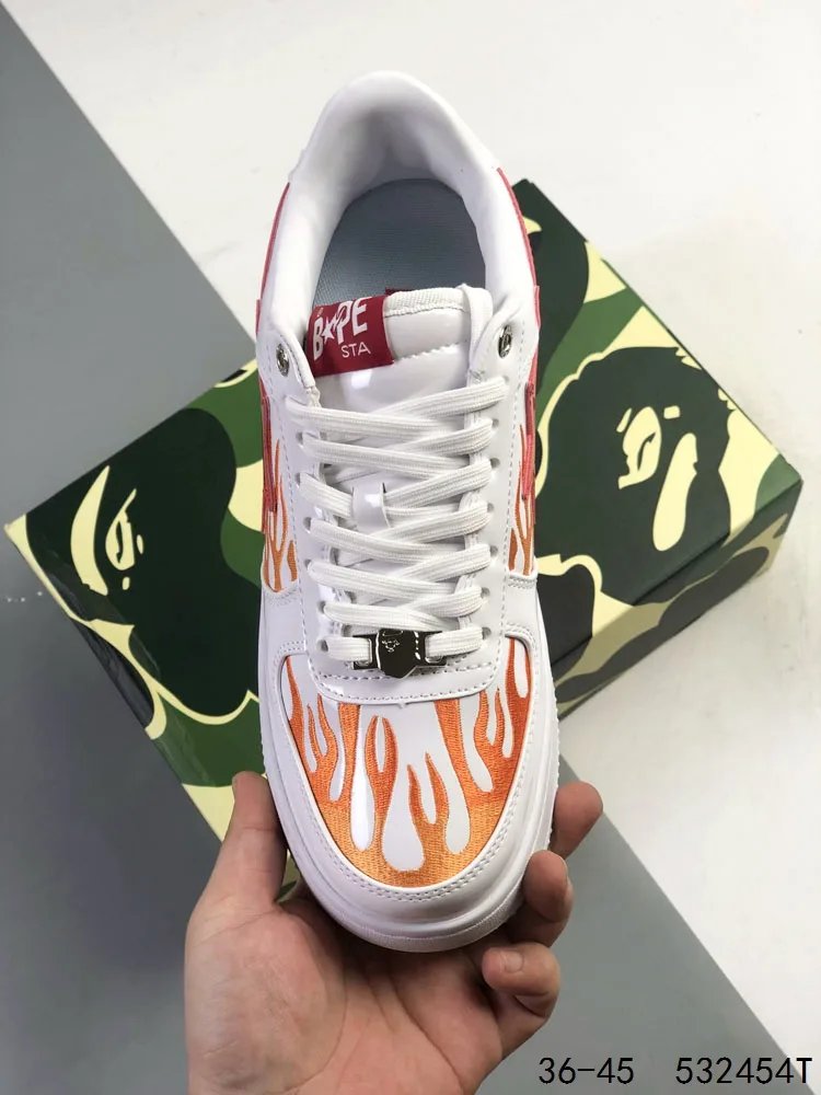 BAPE Sneakers in White · view 6
