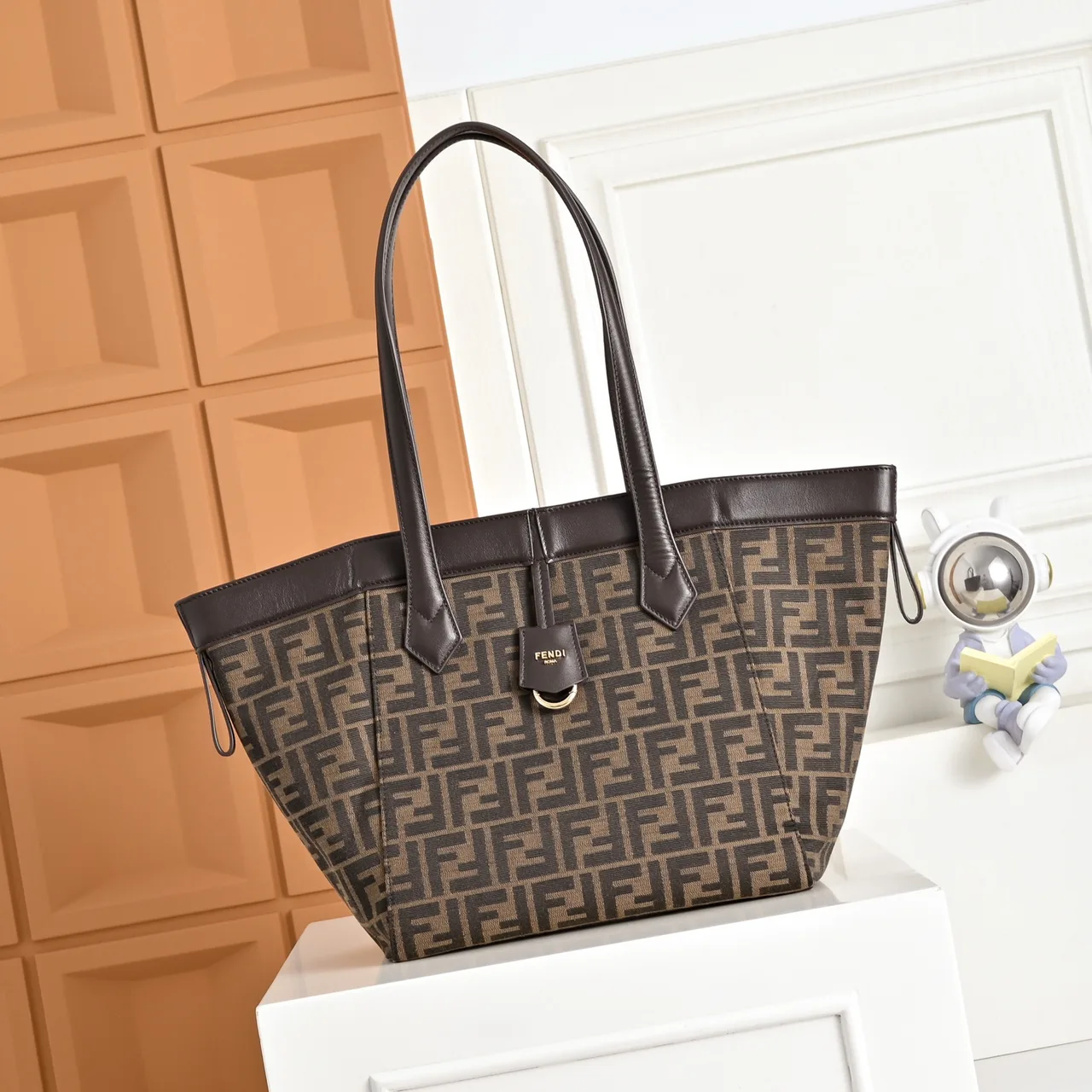 Fendi Smooth Tote in Brown · view 1