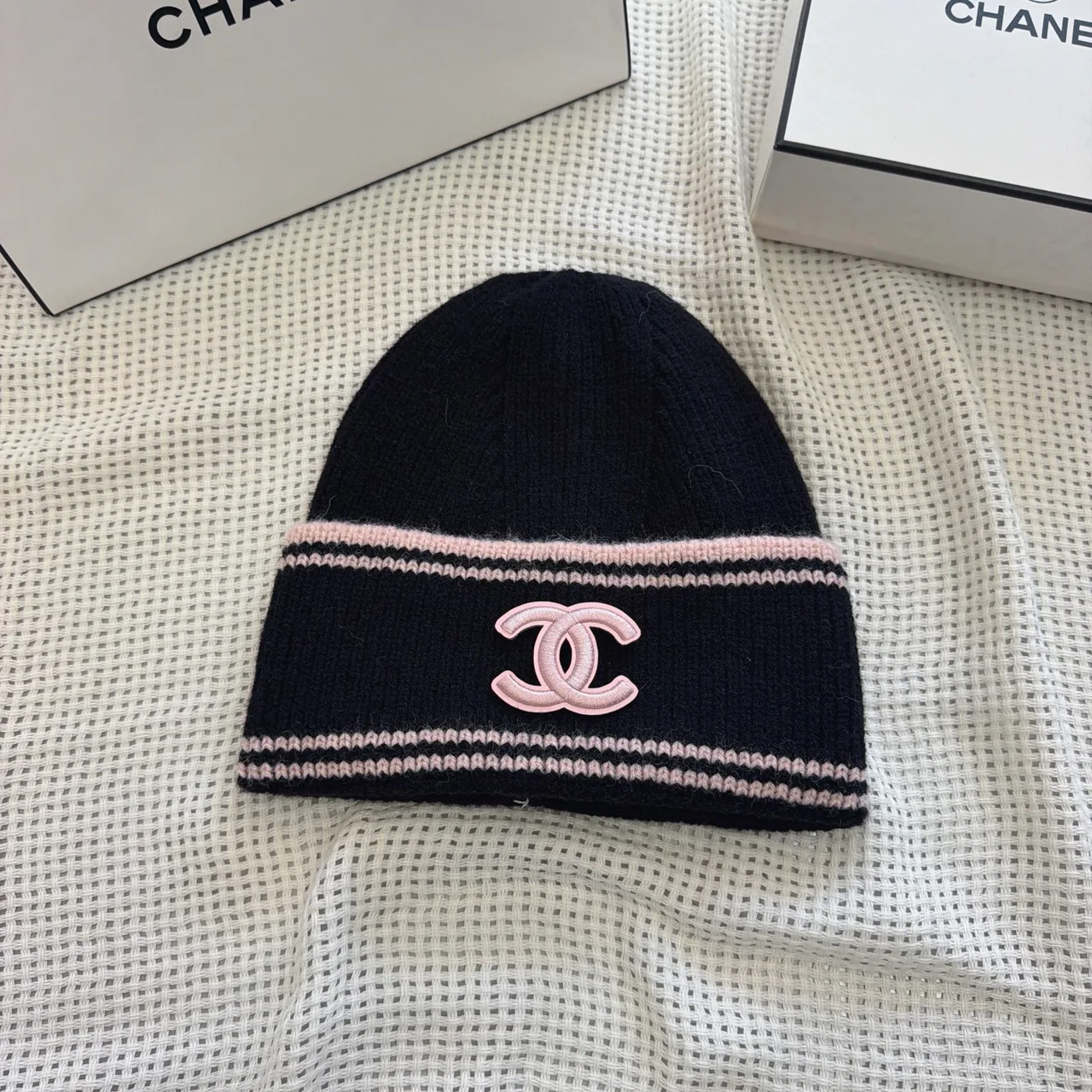 Chanel Striped CC beanie in Black & White & Cream · view 2