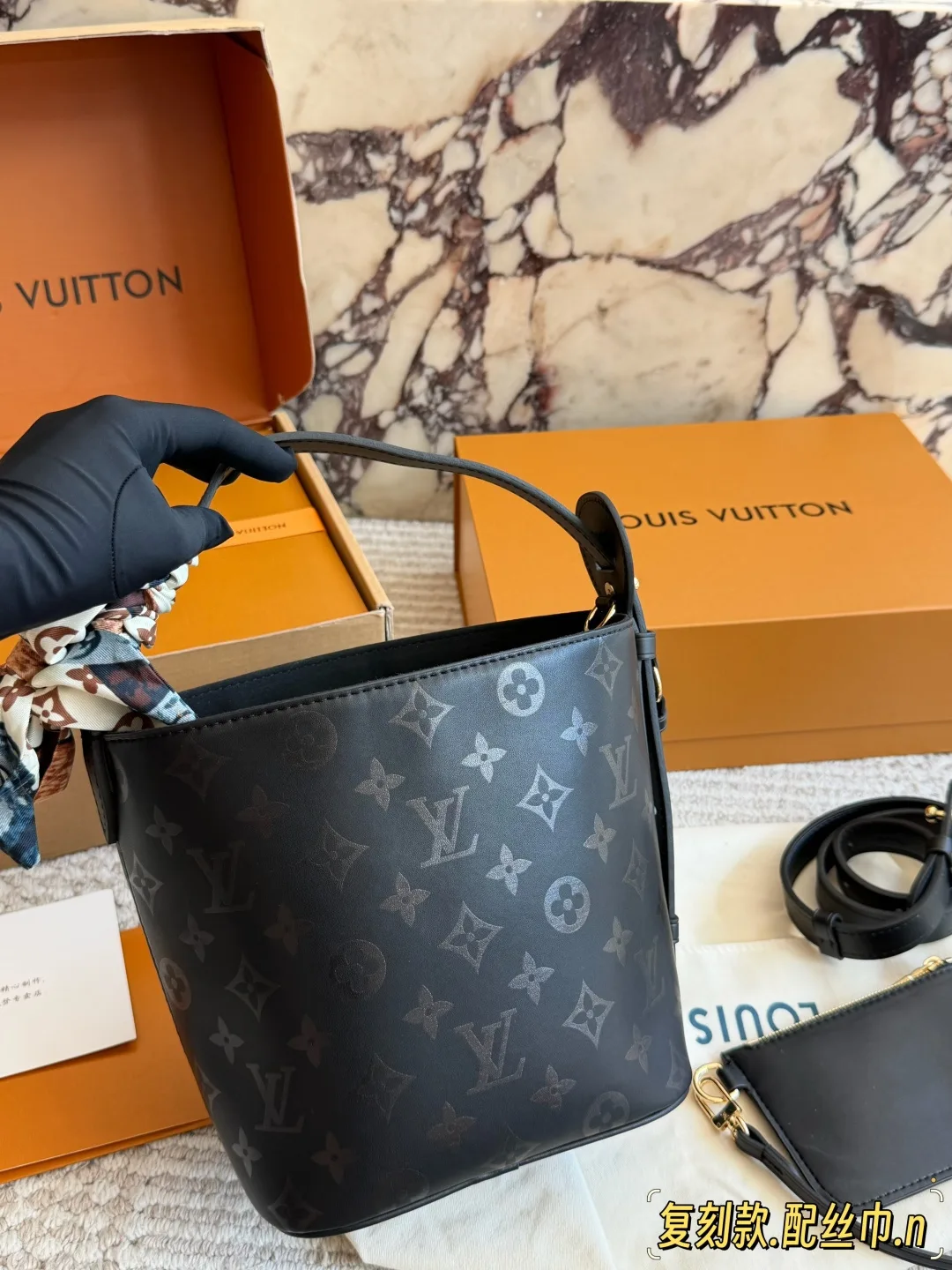 Louis Vuitton Monogram Glossy Bucket Bag in Black · view 1