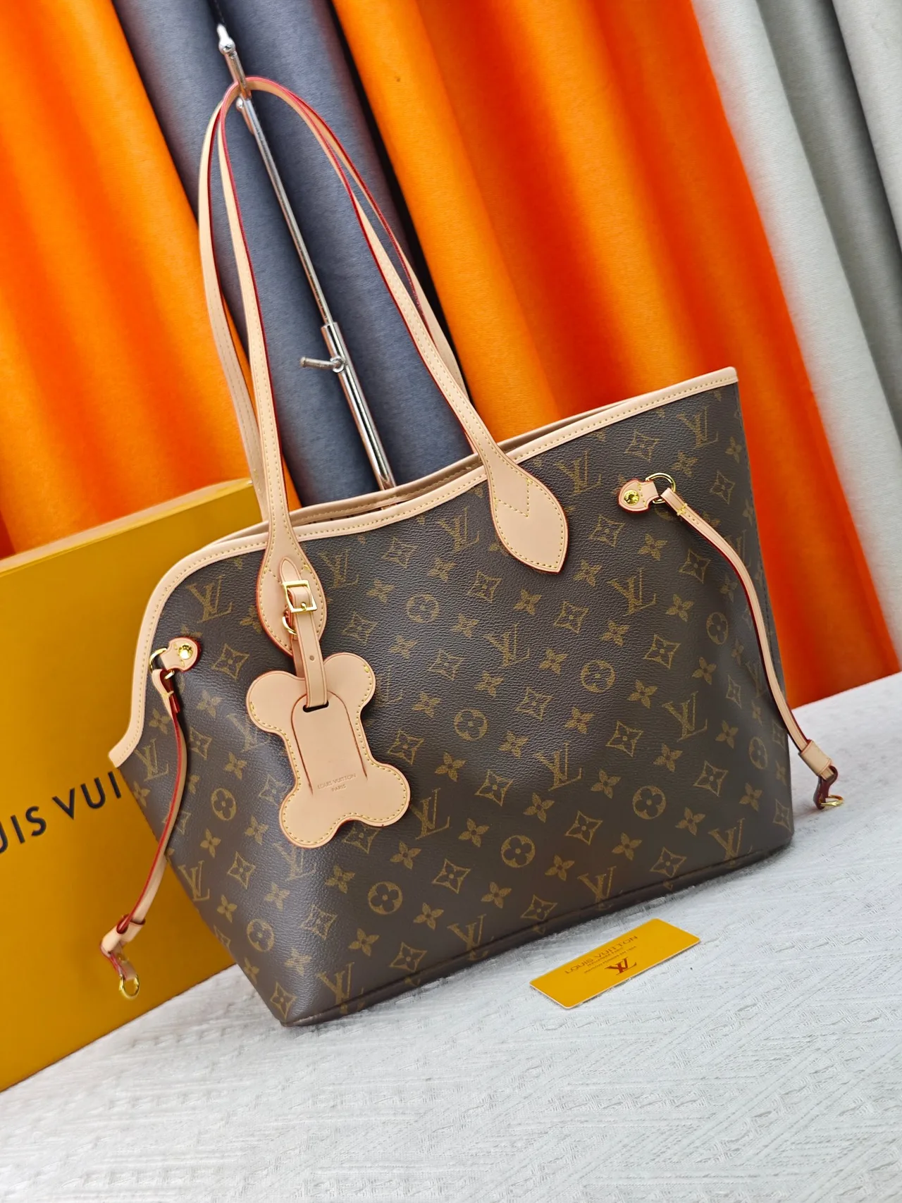 Louis Vuitton Neverfull Canvas Tote in Brown · view 1