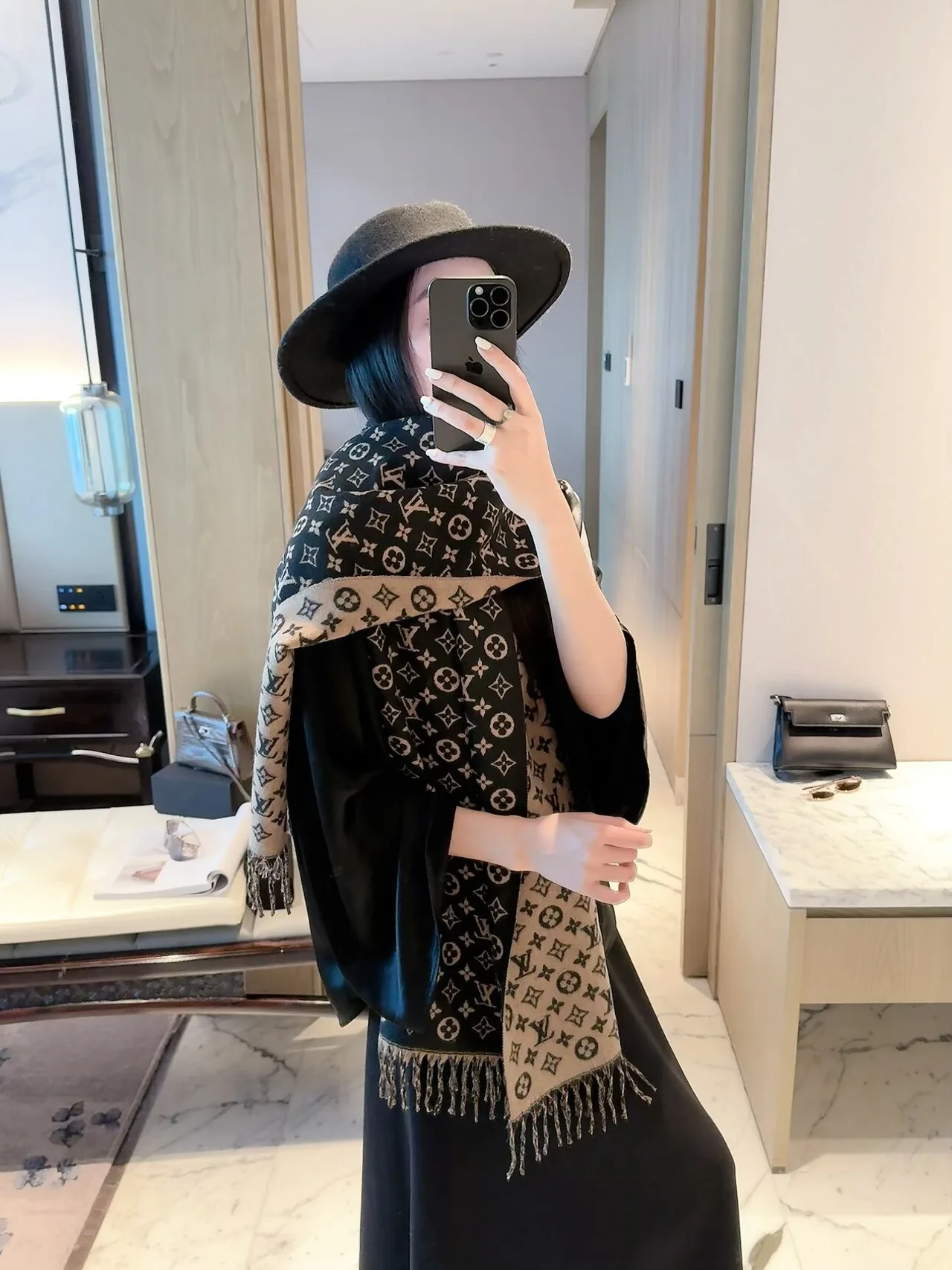 Louis Vuitton Fringed Monogram Scarf in Tan & Black · view 6