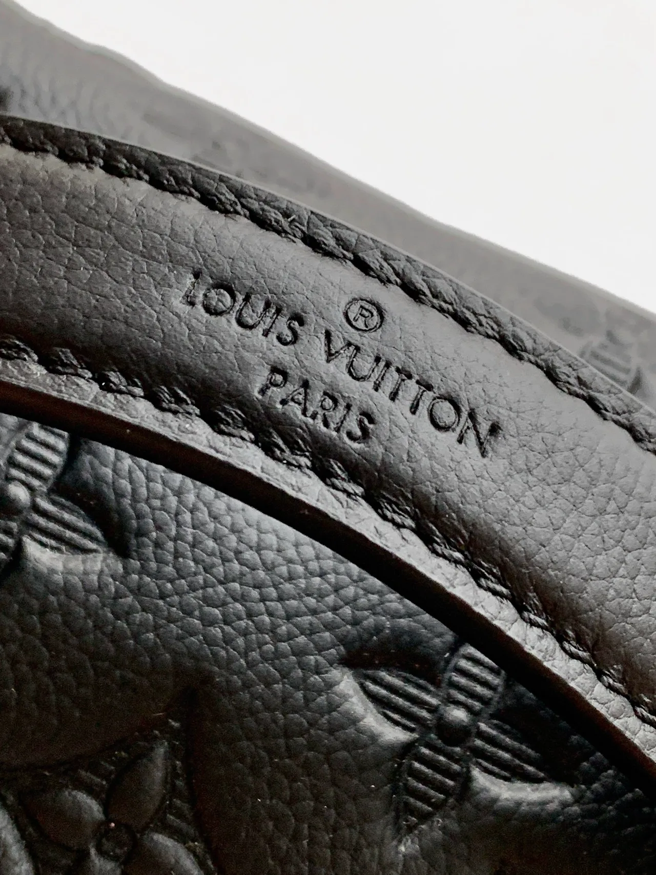 Louis Vuitton Belt Bag in Black · view 6