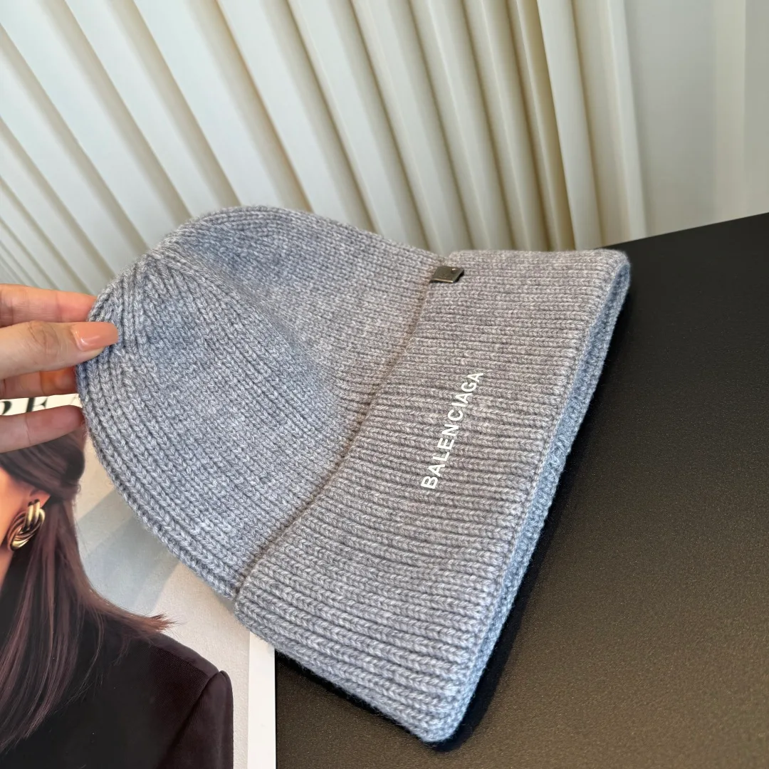Balenciaga Beanie in Grey · view 6