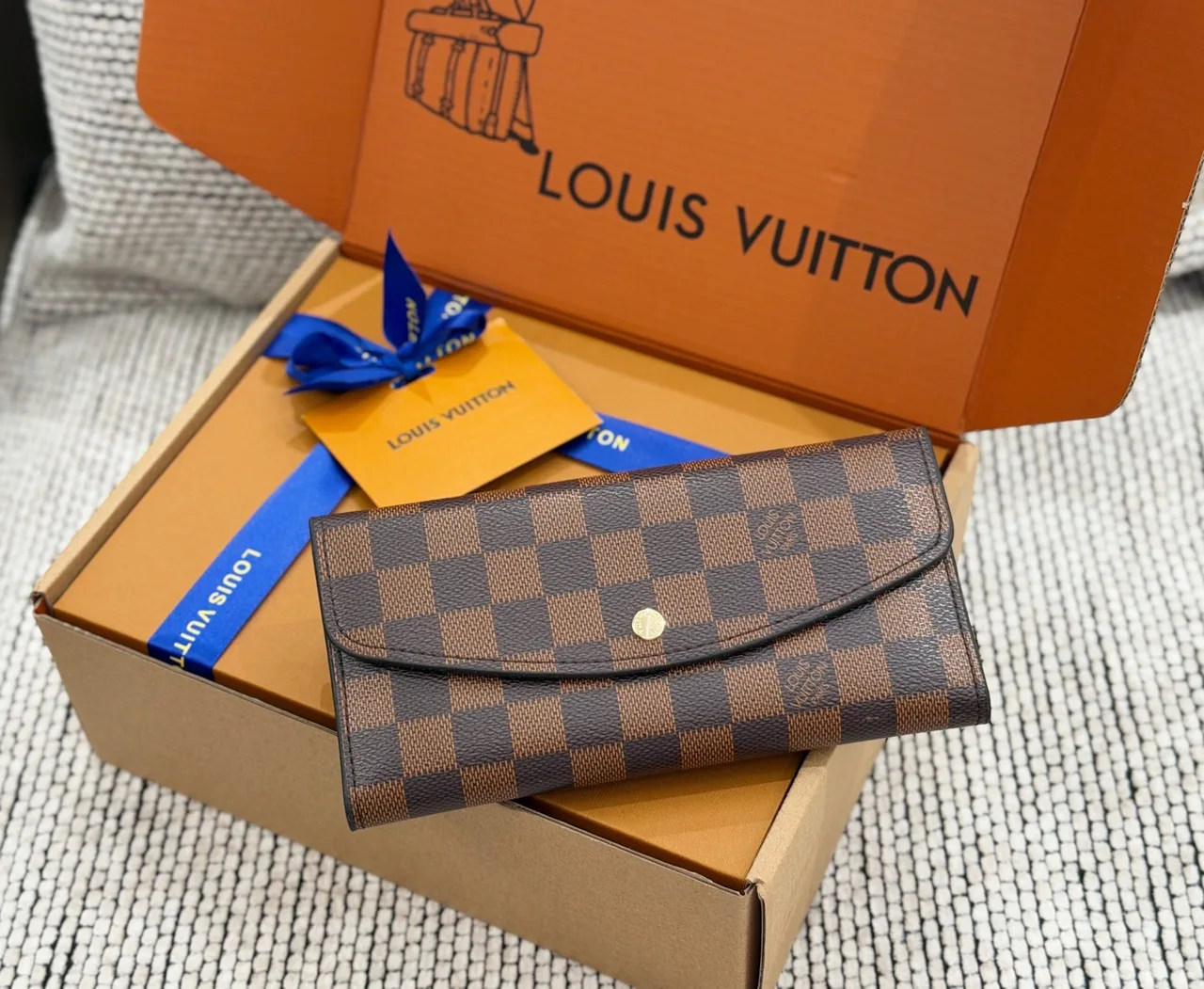 Louis Vuitton Envelope Wallet in Brown & White & Beige · view 2
