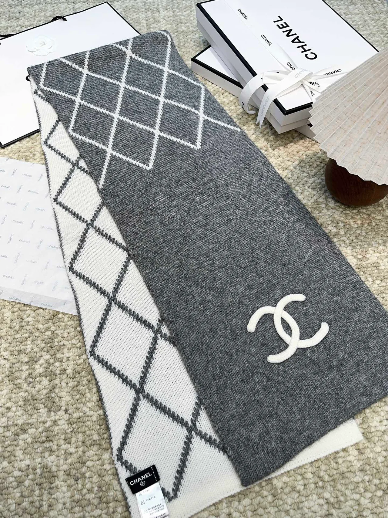Chanel 54% Cashmere 31% Wool 15% Silk Smooth Scarf in Grey · view 6