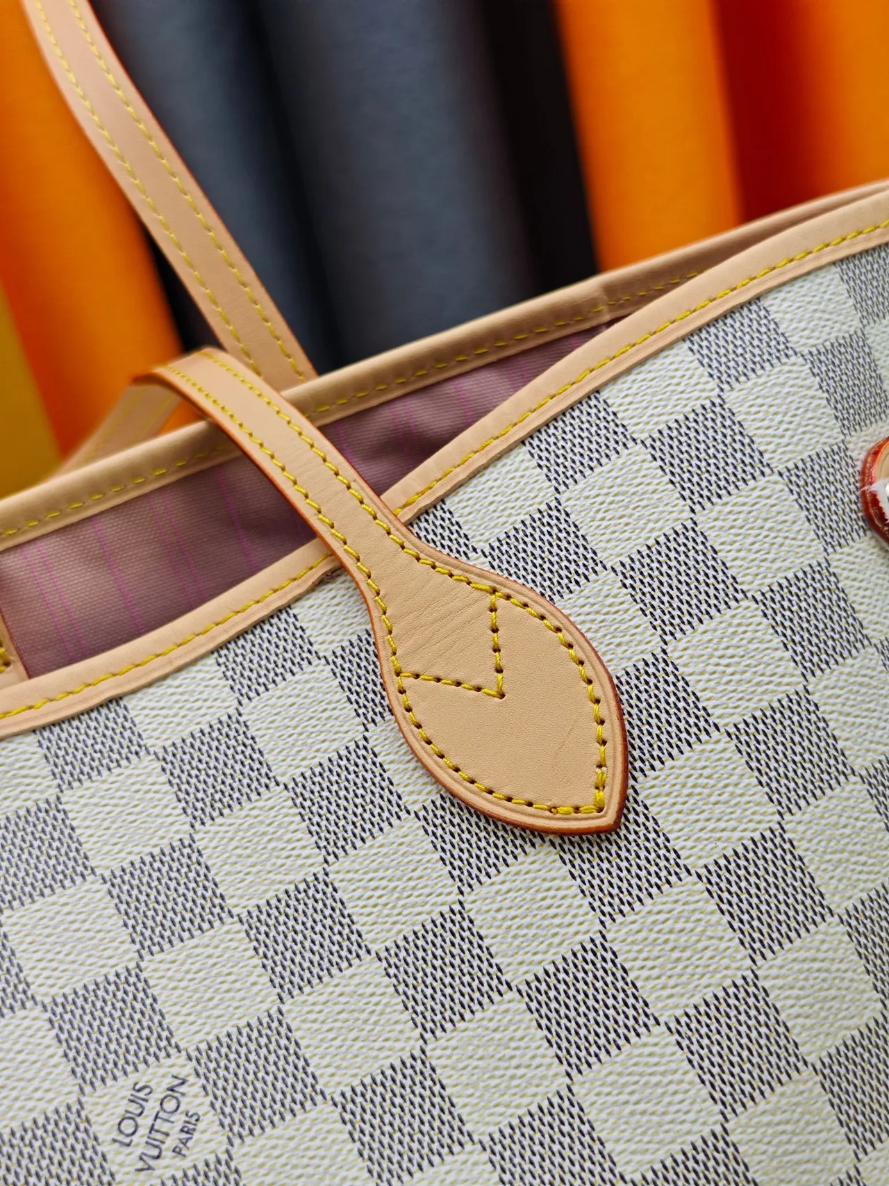Louis Vuitton Neverfull Clutch in Grey · view 7