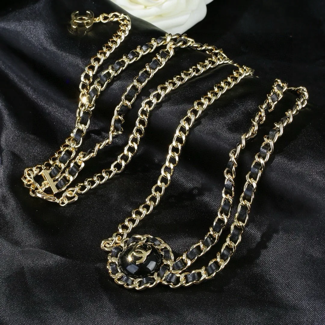 Chanel Lambskin Chain Belt in Gold · view 6