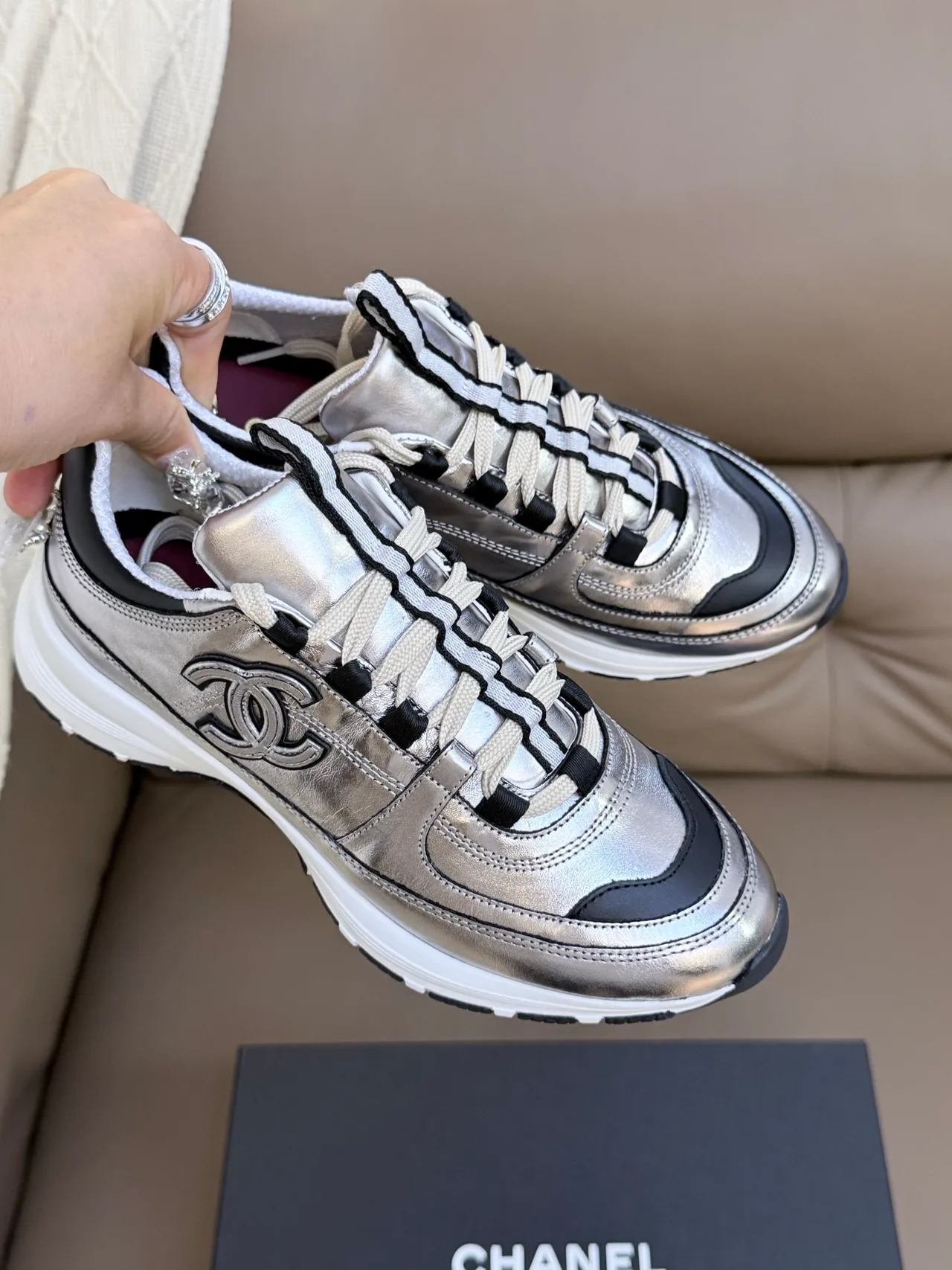 Chanel Cowhide Sheepskin Striped Sneakers in Silver · view 5