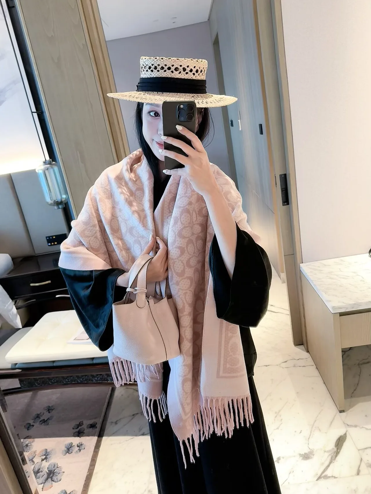 Coach C monogram fringed scarf in Pink & Black · view 4