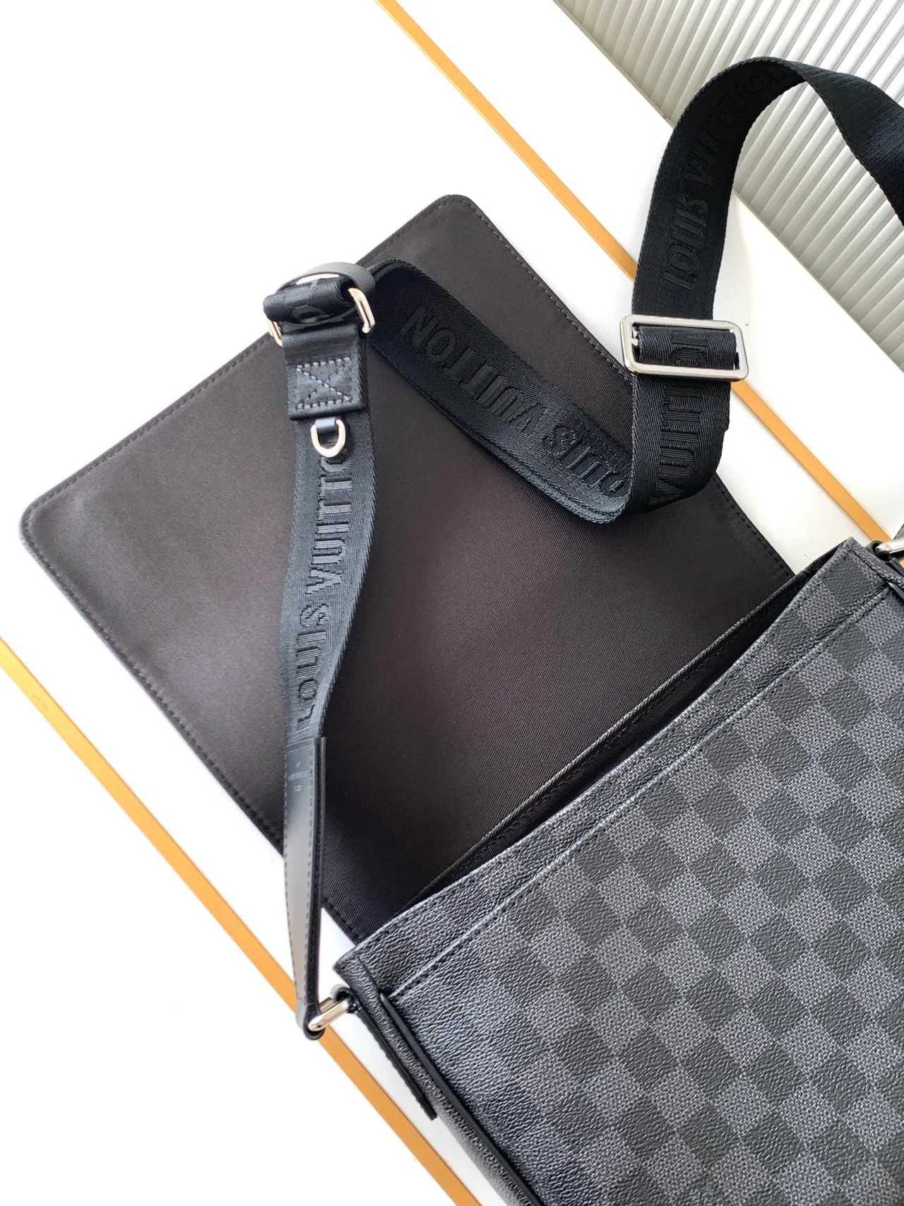 Louis Vuitton Leather Crossbody Bag in Grey · view 5