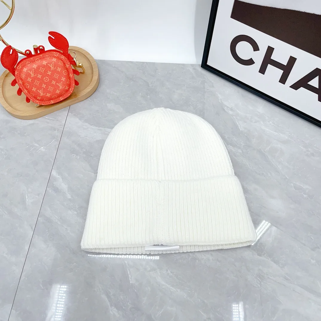 Moncler Wool Ribbed Beanie and Scarf Set in White · view 6