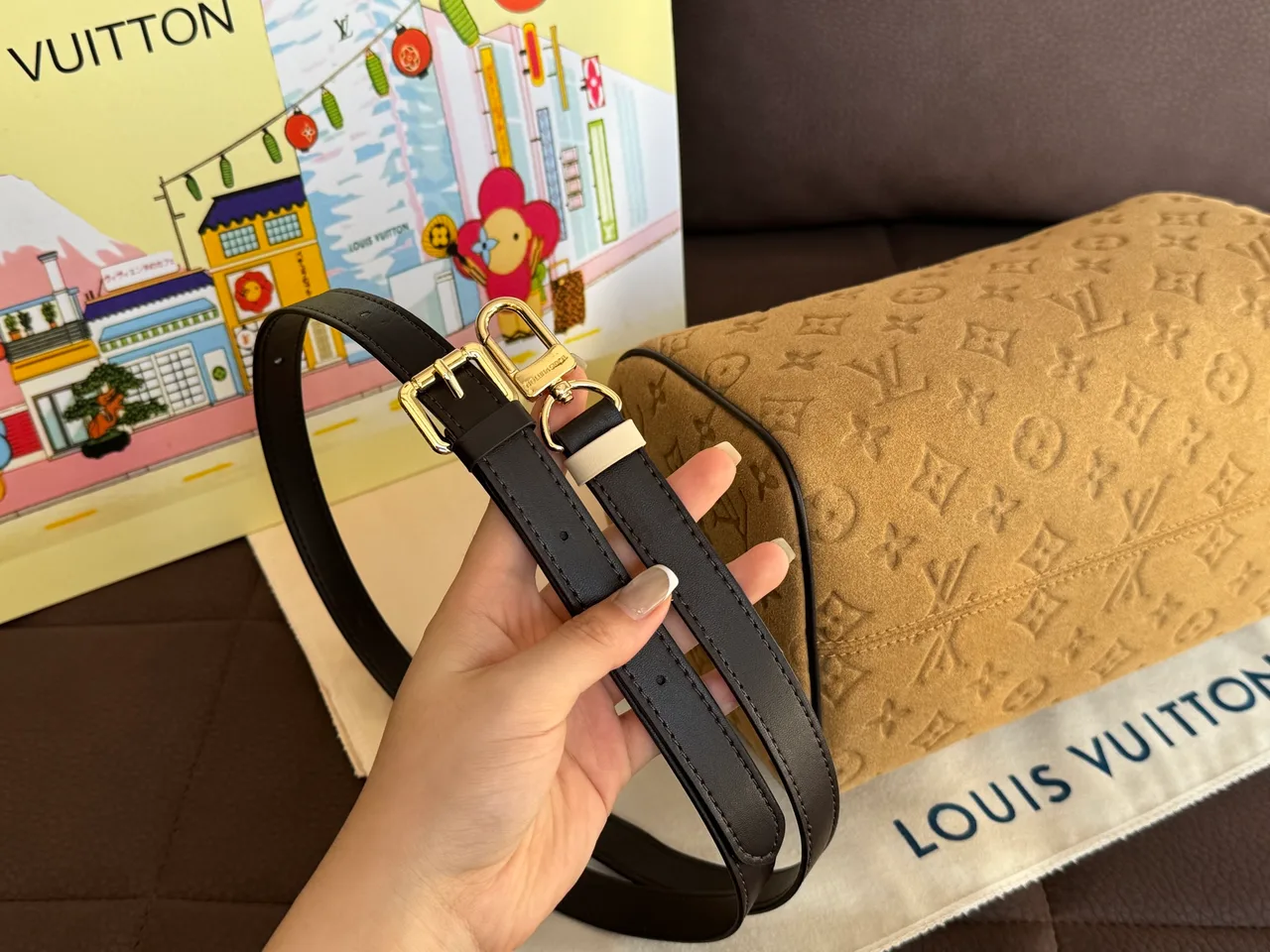 Louis Vuitton Speedy 25 Embossed Suede Pillow Top-Handle Bag in Tan · view 5