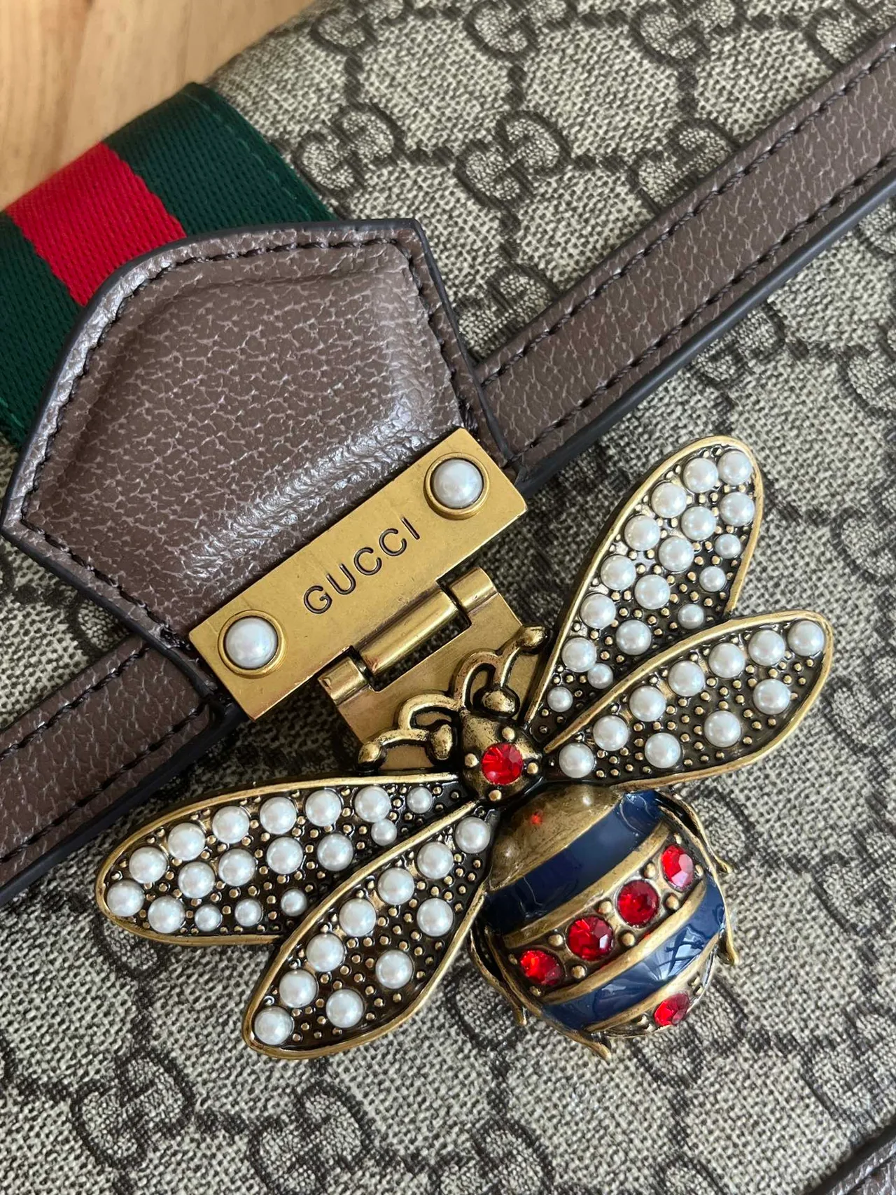 Gucci Striped Handbag in Beige · view 7