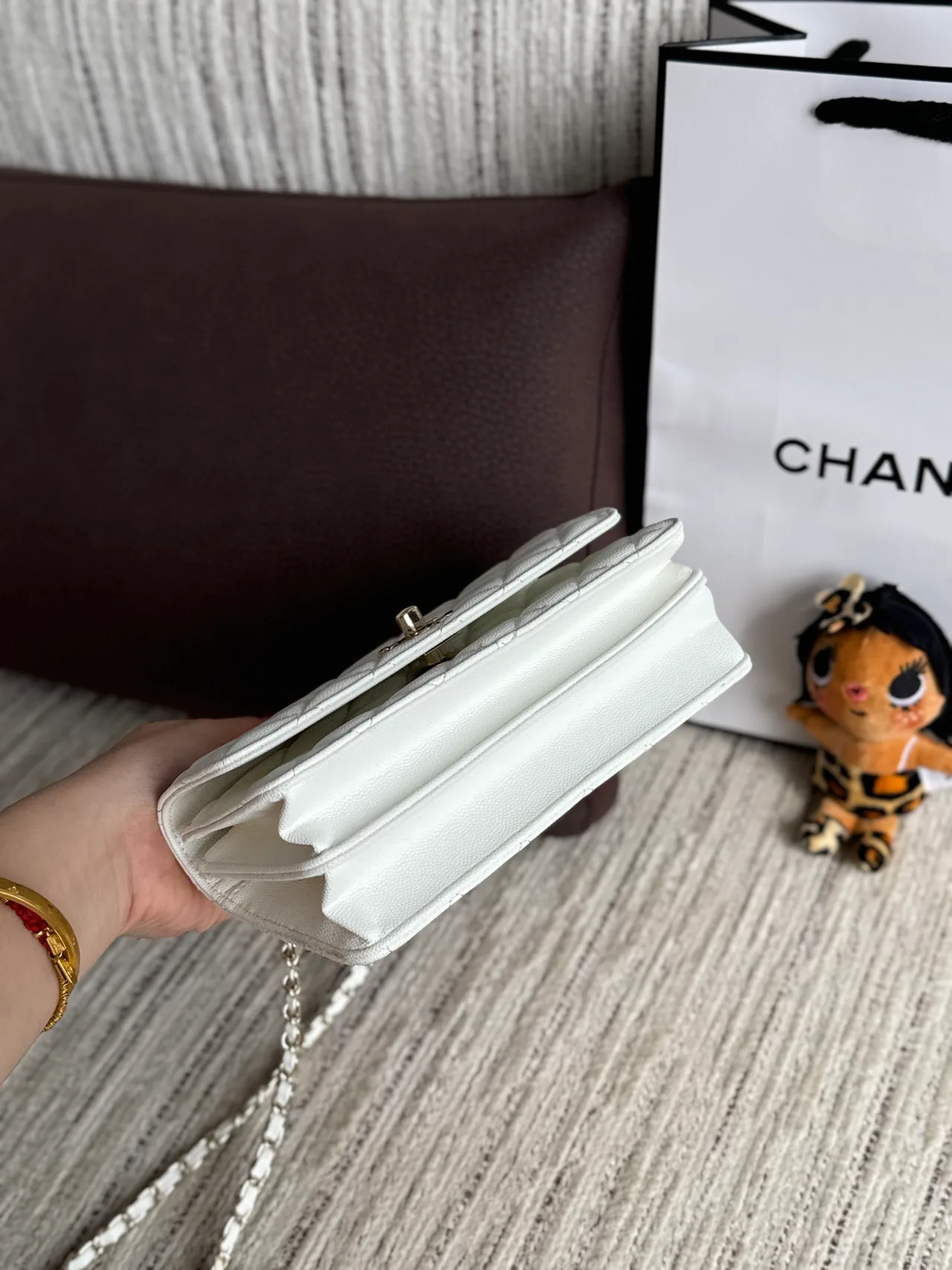 Chanel Clutch in White · view 3