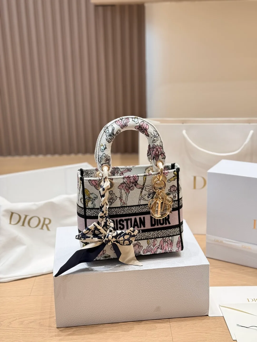 Dior Lady D-Lite Bag in Cream / Black · view 1