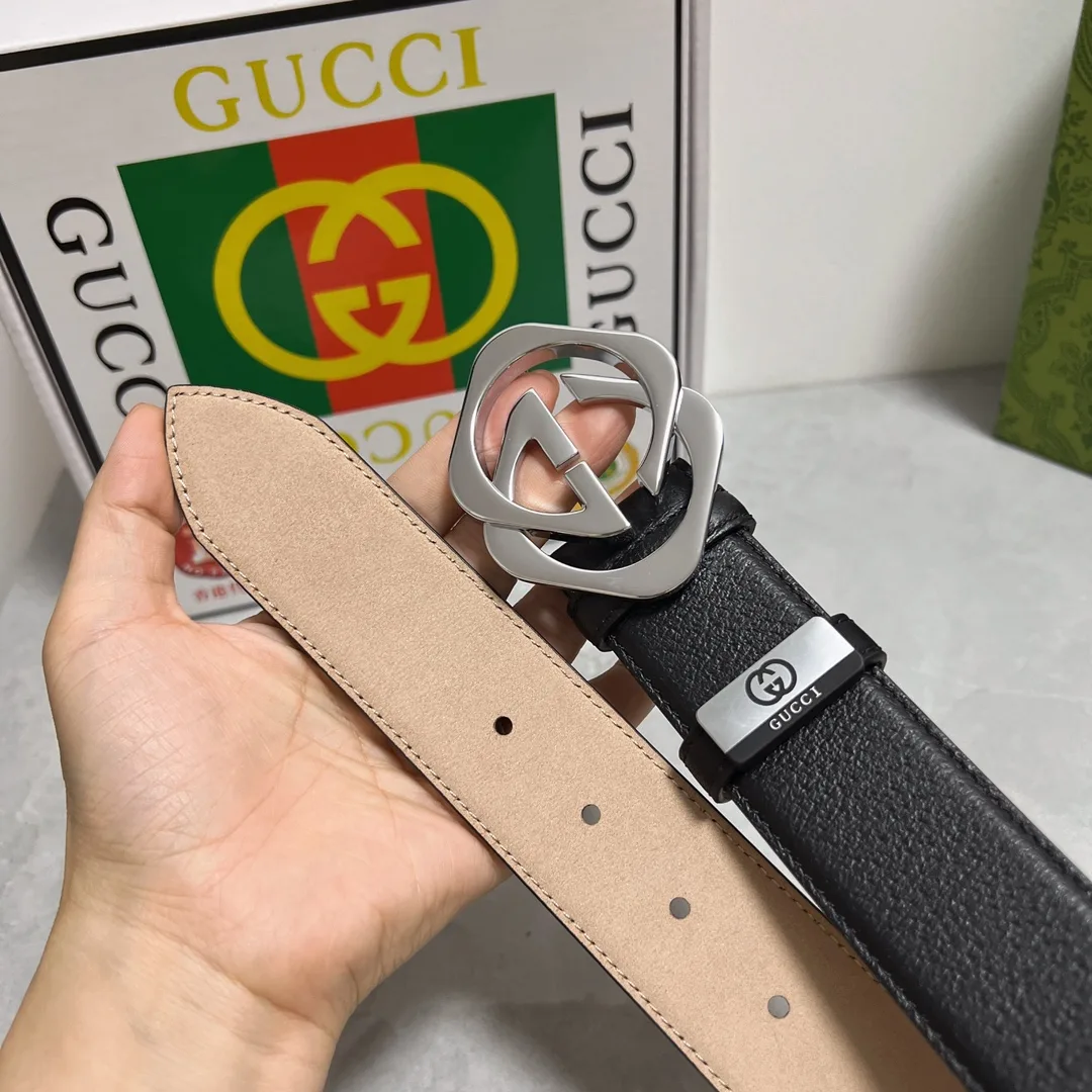 Gucci Cowhide Glossy Interlocking GG Belt in Black · view 7