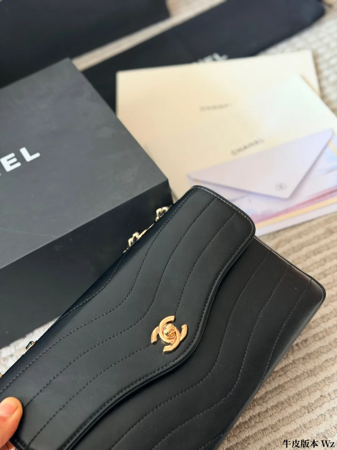 Chanel Cowhide Quilted Crossbody Bag in Black · view 7