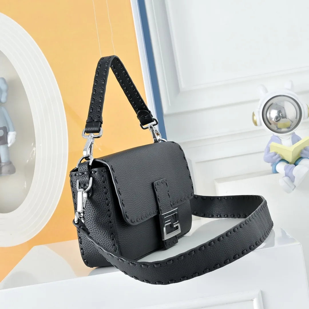 Fendi Baguette Shoulder Bag in Black · view 2