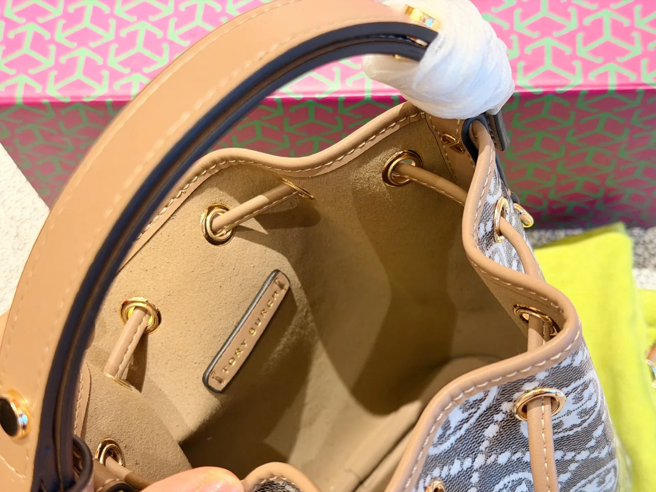 Tory Burch Smooth Patterned Bucket Bag in Grey · view 5