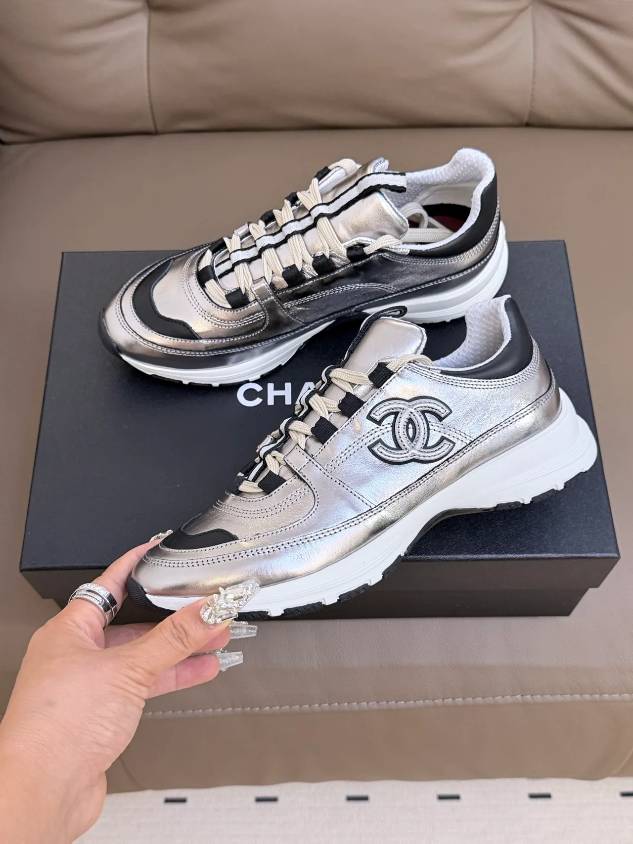 Chanel Cowhide Sheepskin Striped Sneakers in Silver · view 4
