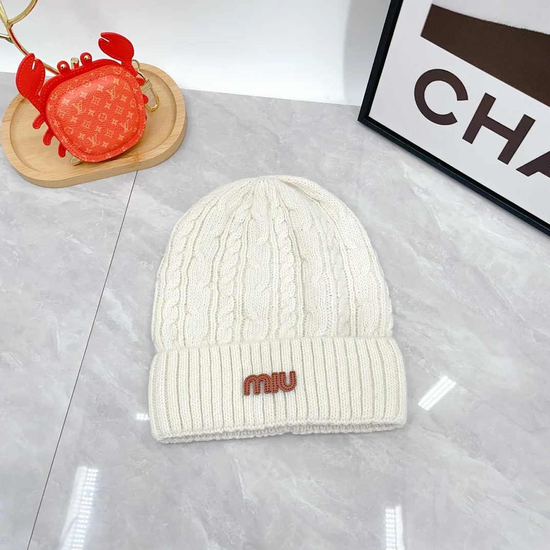 Miu Miu Wool Ribbed Hat Scarf and Gloves Set in White · view 5