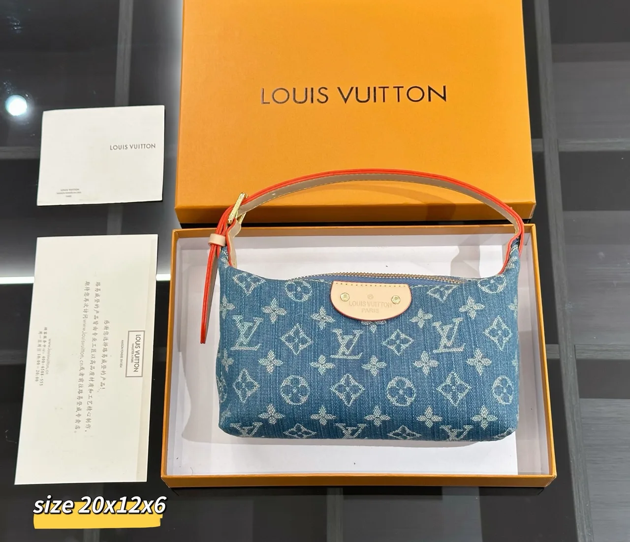 Louis Vuitton Shoulder Bag in Cream / Beige / Black / Brown / White / Blue · view 8