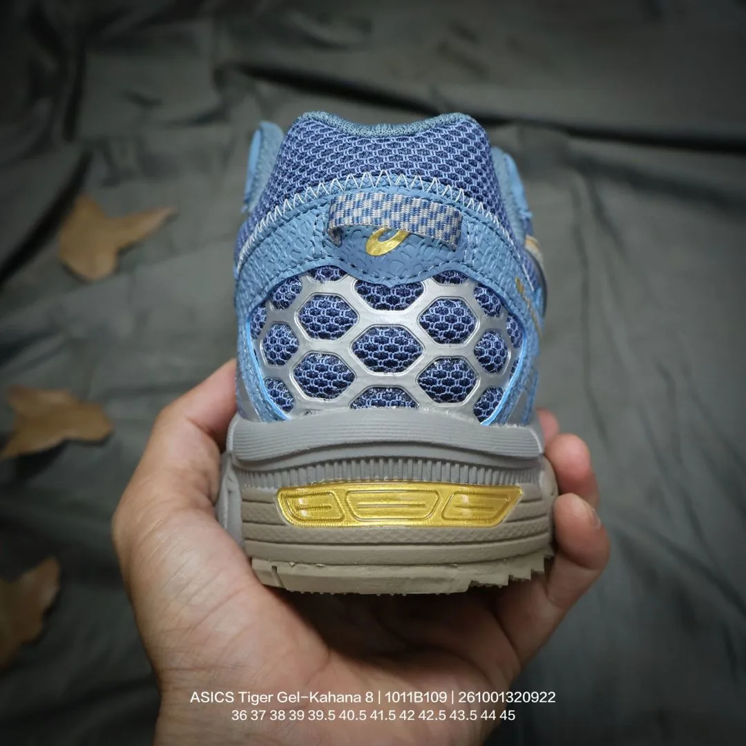 ASICS Sneakers in Blue · view 4
